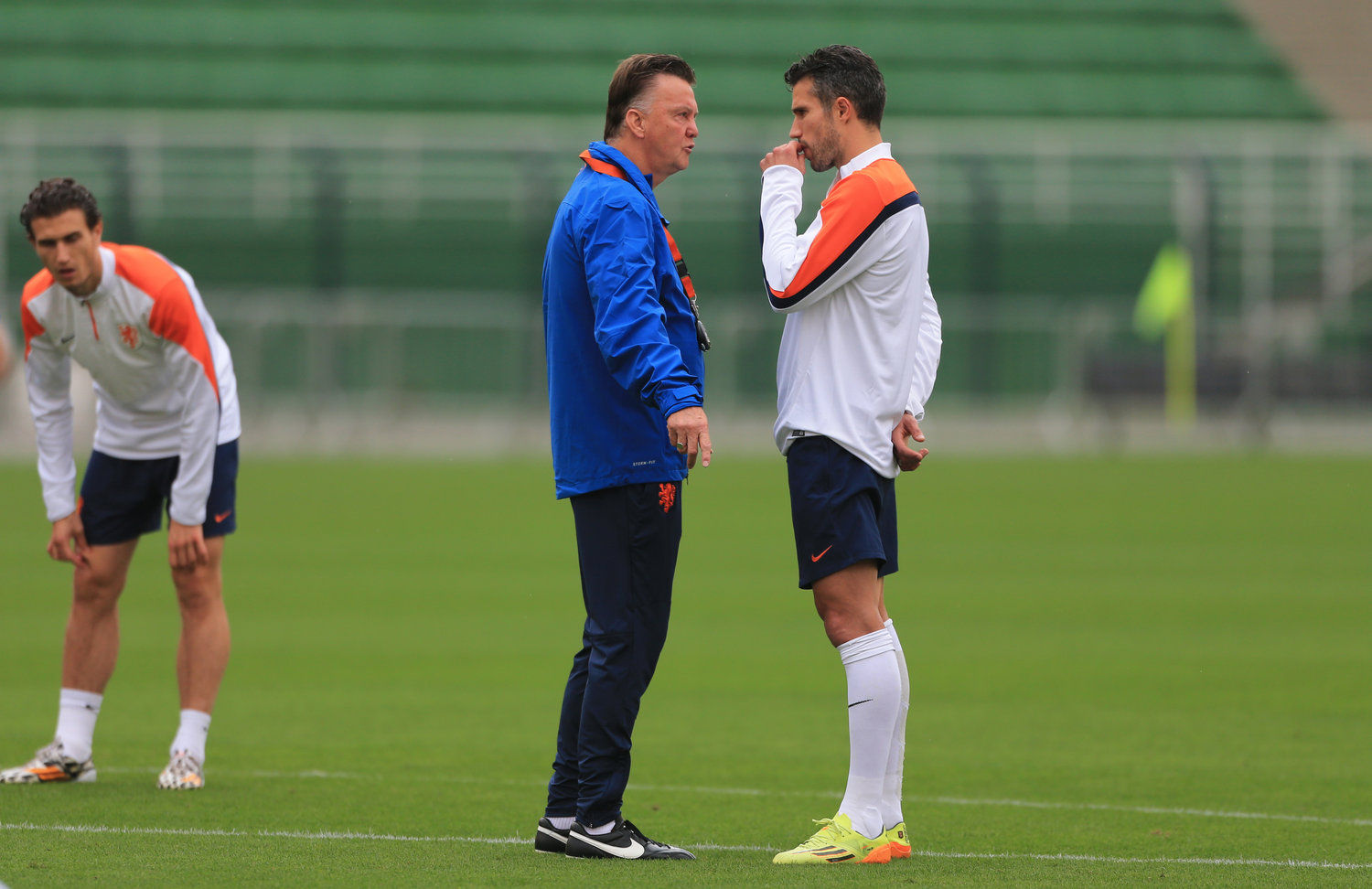 华体会体育关于今夜体能课后，门兴格拉德巴赫队长鼓劲备战荷甲，悬念犹存，赛程密集仍需轮换的信息