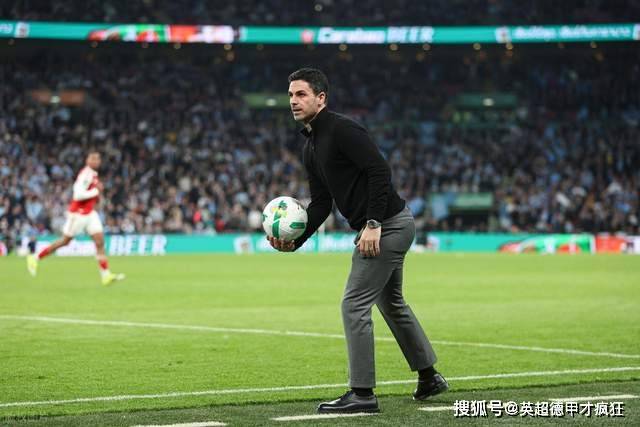 包含集结日巴塞罗那备战CBA常规赛赛后波尔图主帅复盘——英超节点到来，网友：阿森纳围绕意大利杯豪取连胜的词条